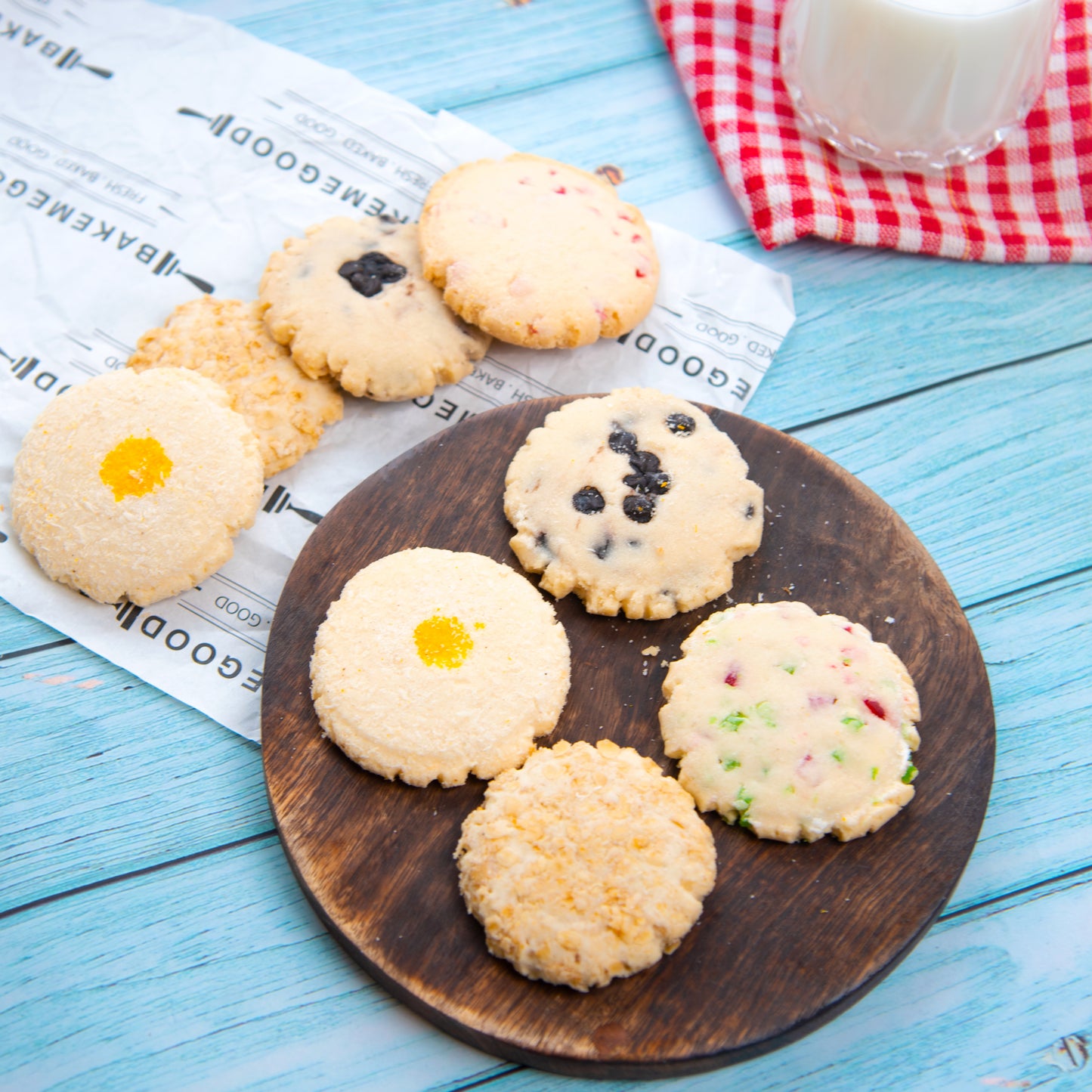 Assorted cookies